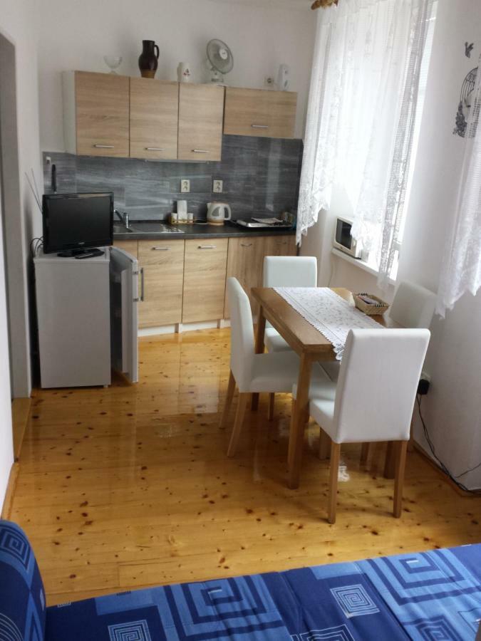 Apartment Anna Cesky Dub エクステリア 写真